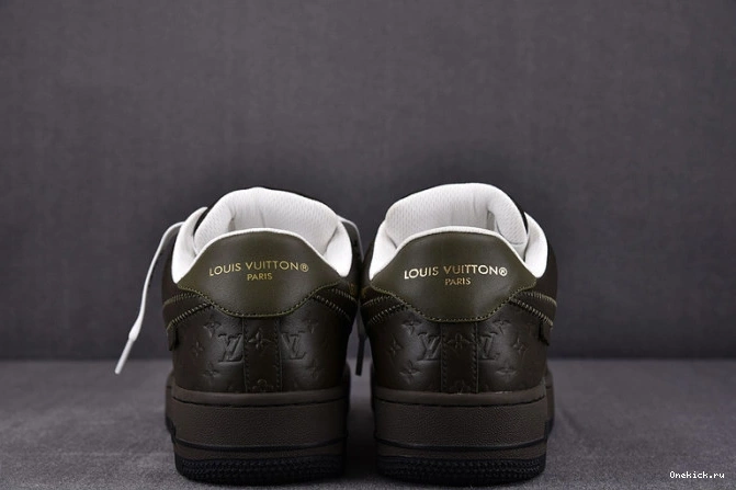 One Kick Medium 4 Air Jordan Olive FB9927-200 Craft 0810
